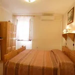 Sara 3* Grožnjan