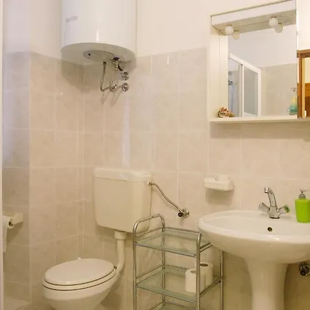 Sara Casa de hóspedes 3*