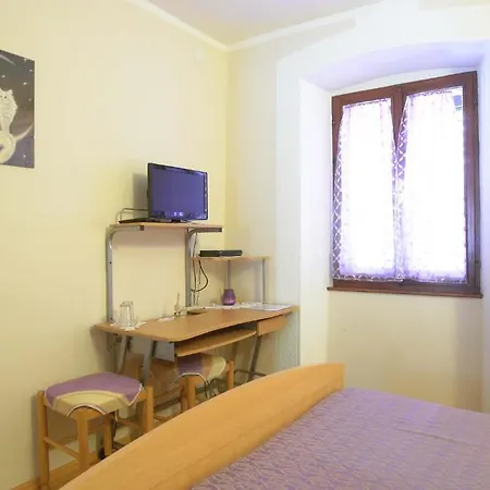 Guest house Sara 3*