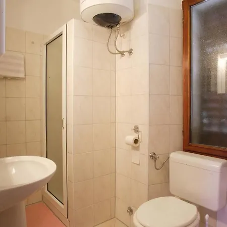 Sara Casa de hóspedes 3*